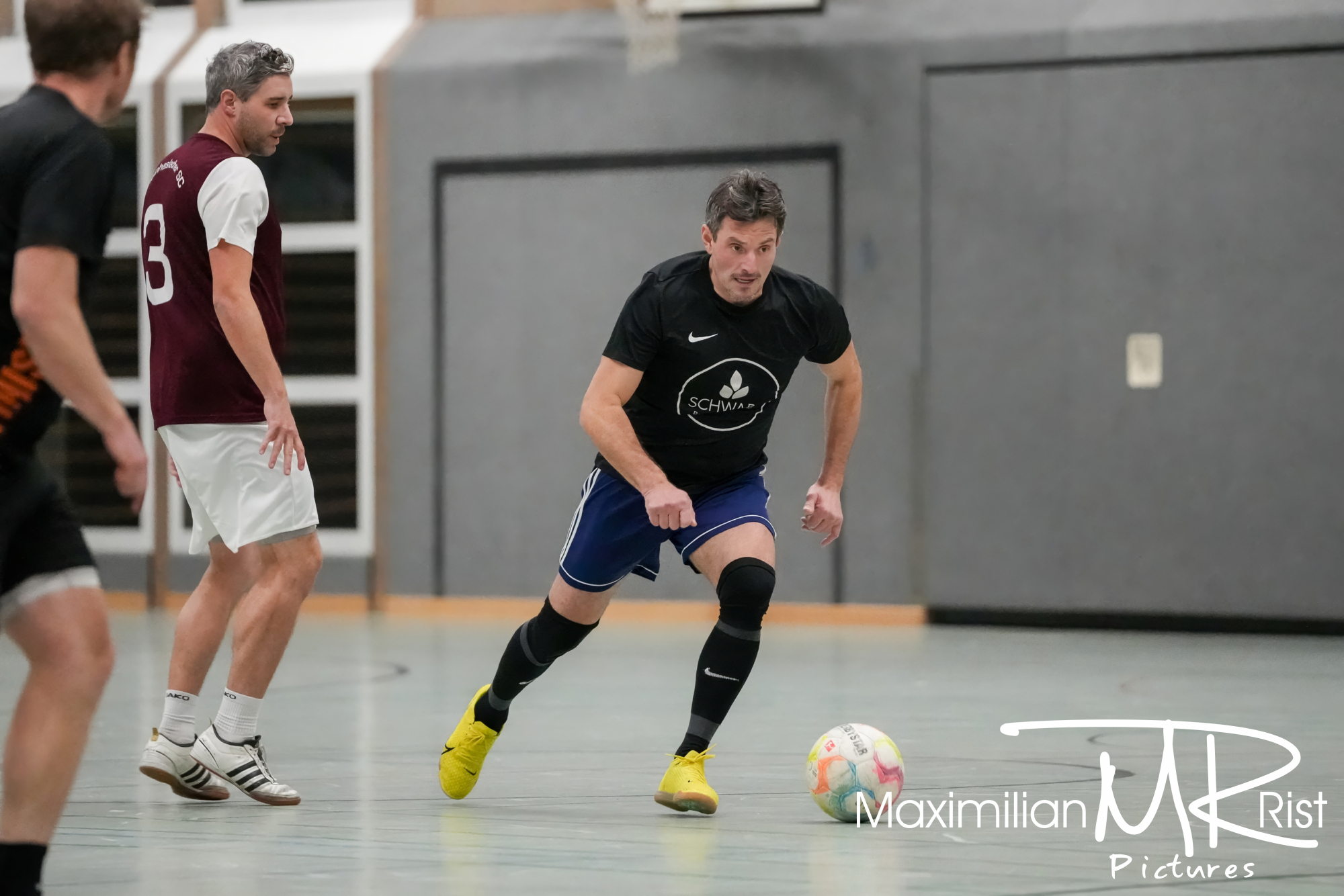 GER, Fussball,Adolf Waelder Pokal 2023, Tag 1, Hallenturnier, Spielzeit 2023/2024, FC Isny, AH Turnier, 12.01.24
