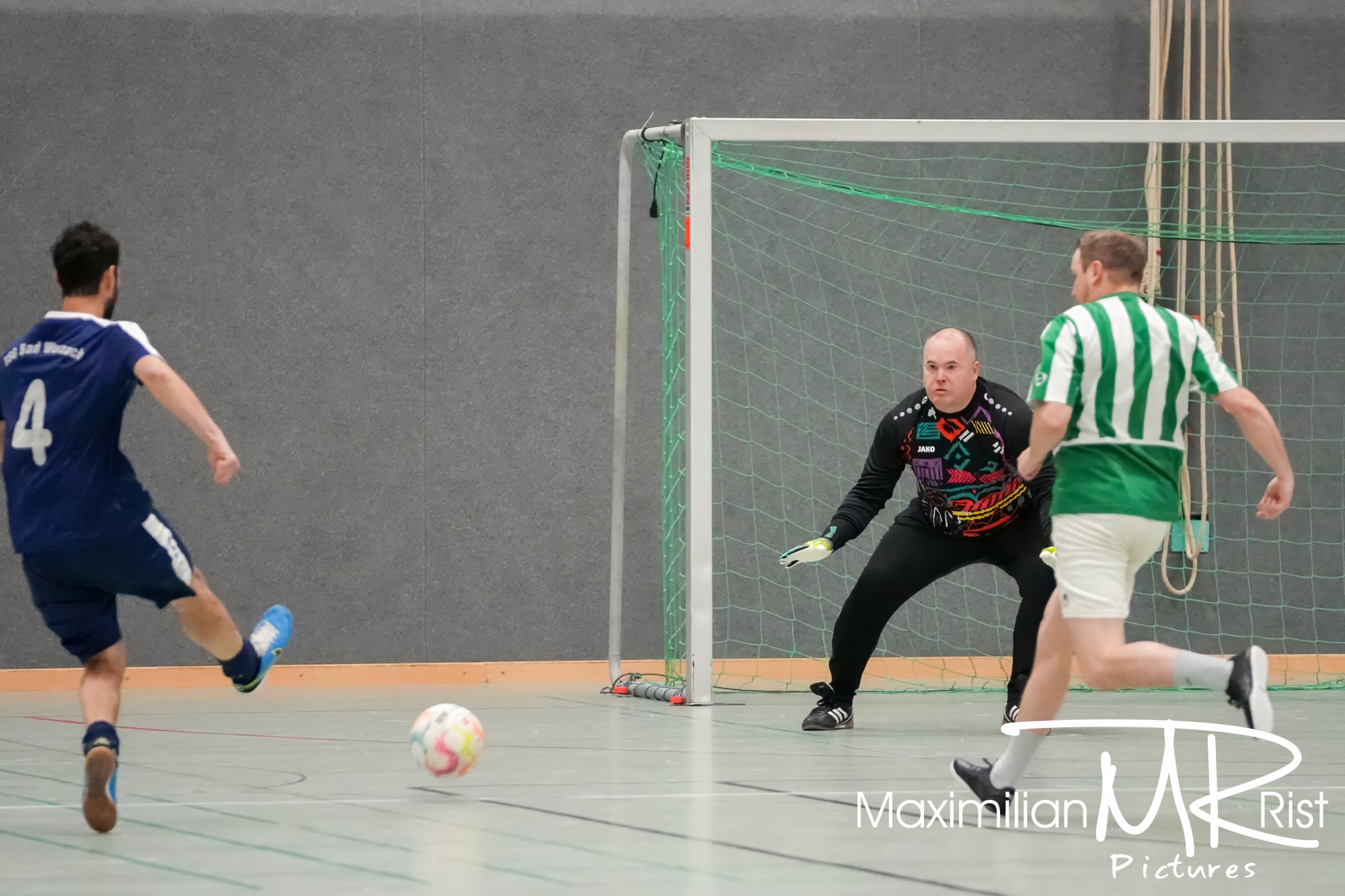 GER, Fussball,Adolf Waelder Pokal 2023, Tag 1, Hallenturnier, Spielzeit 2023/2024, FC Isny, AH Turnier, 12.01.24