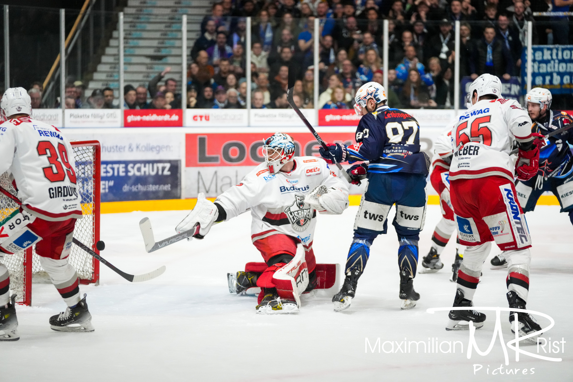 GER, Ravensburg Towerstars vs. Eisbaeren Regensburg, Eishockey, DEL2, Playoff Viertelfinale Spiel 2, Spielzeit 2024/2024,  15.03.24