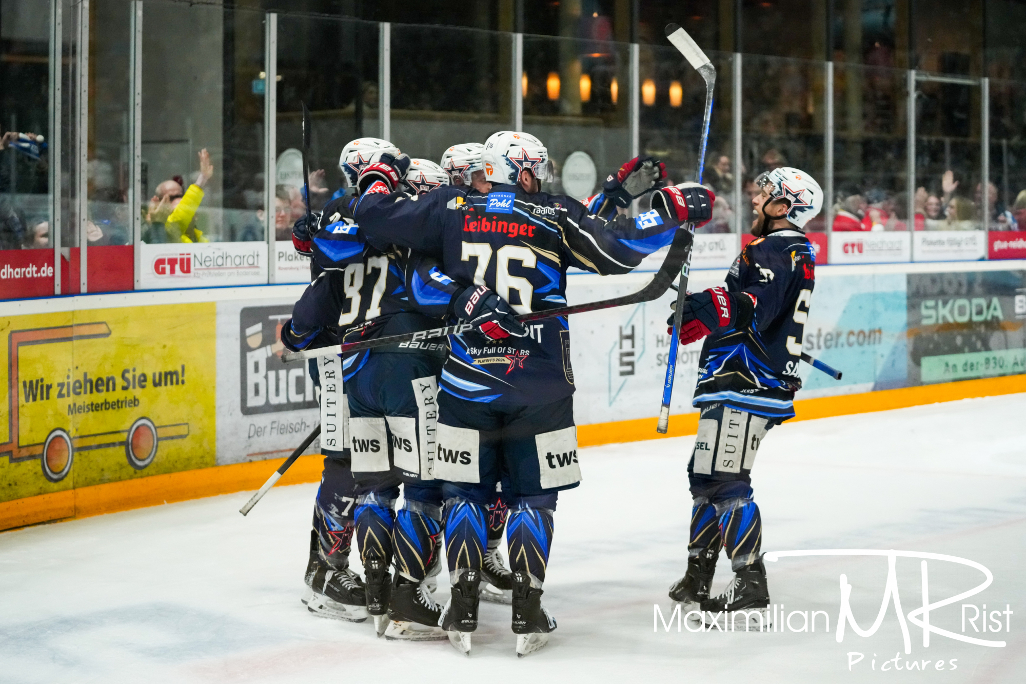 GER, Ravensburg Towerstars vs. Eisbaeren Regensburg, Eishockey, DEL2, Playoff Viertelfinale Spiel 2, Spielzeit 2024/2024,  15.03.24