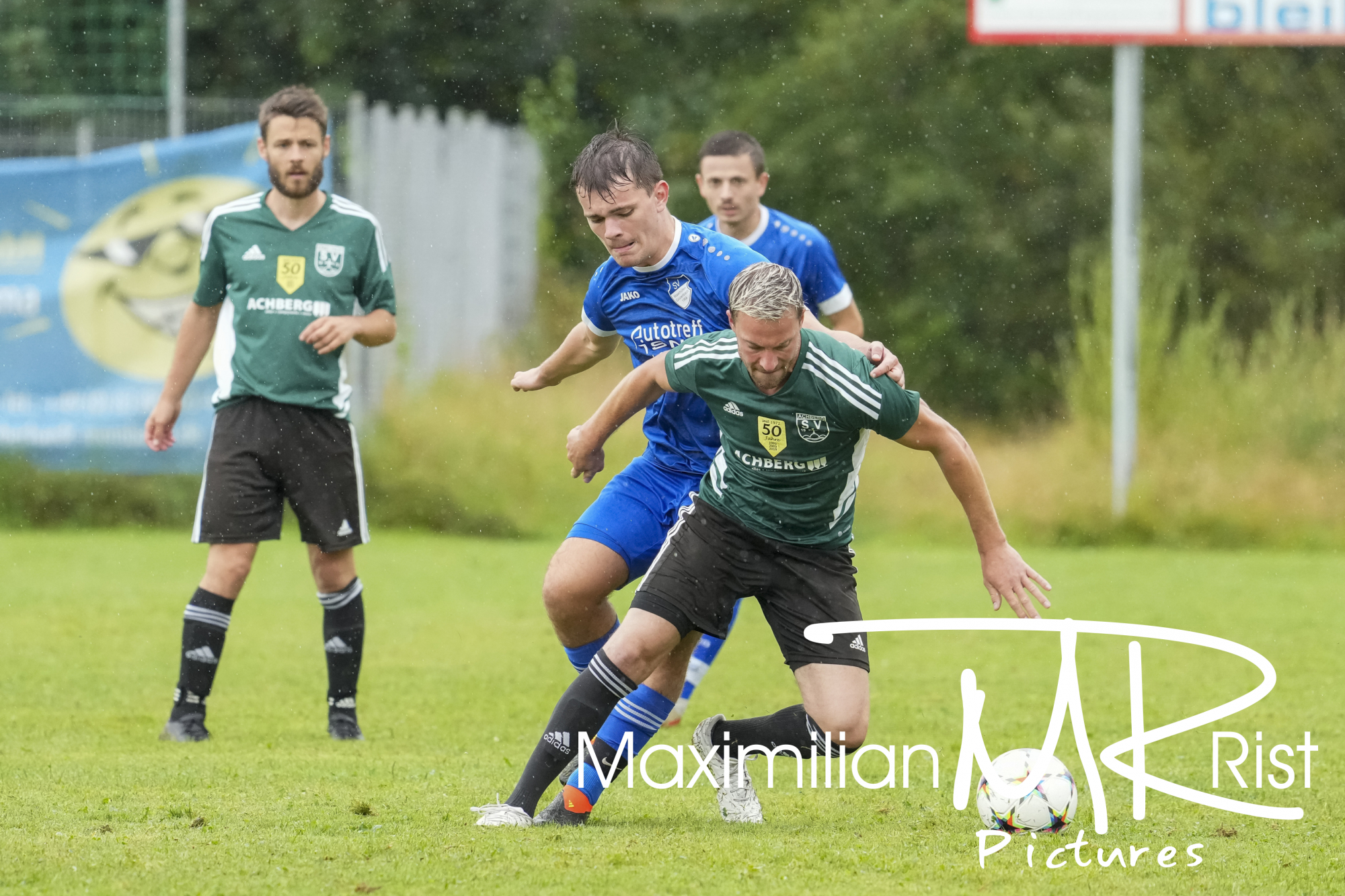 GER, SV Achberg vs. SV Maierhoefen, Fussball, Bezirksliga Bodensee, 1. Spieltag, Spielzeit 2024/2025, 18.08.24