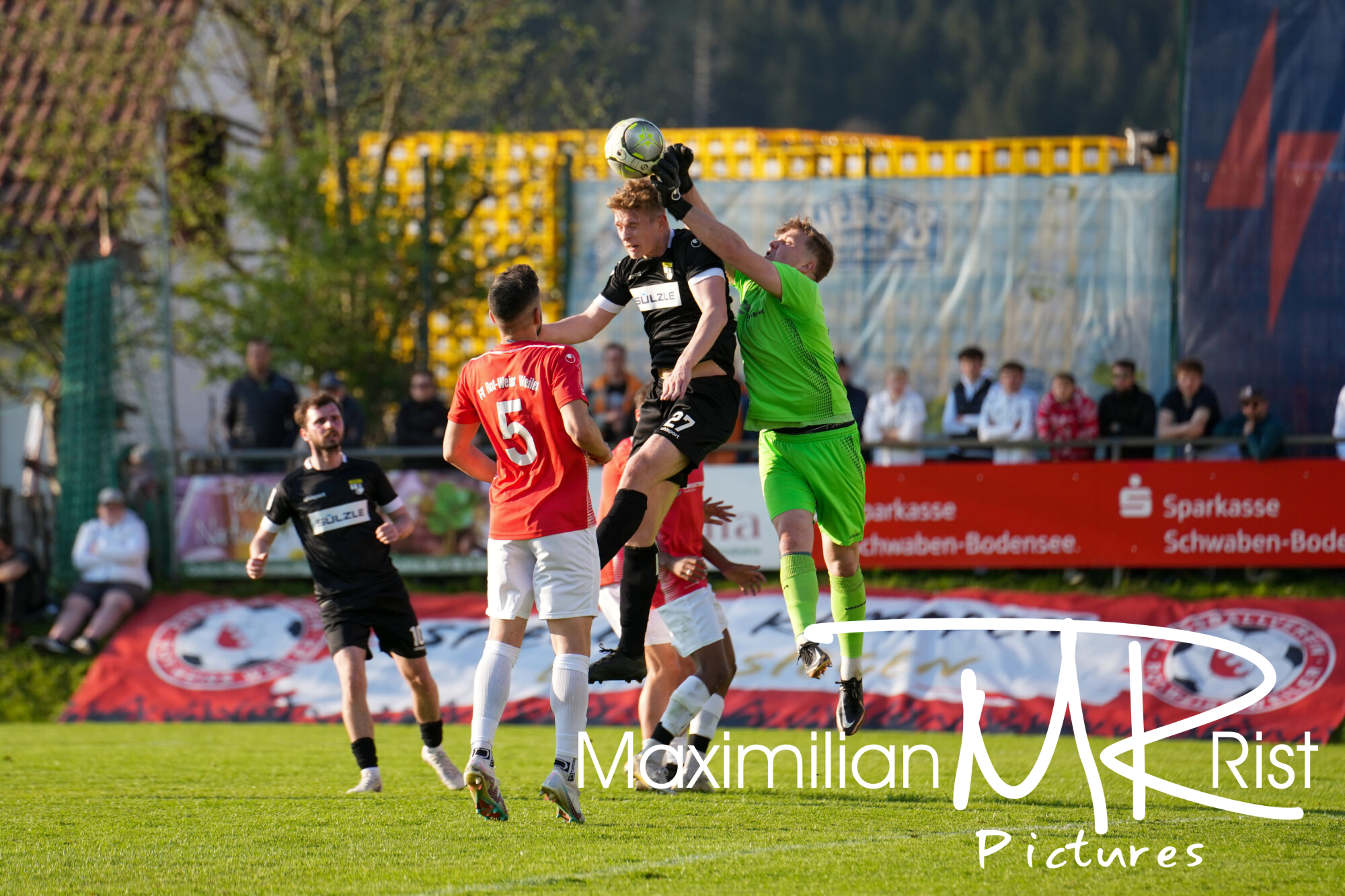 GER, FV Rot-Weiss Weiler gegen TSG Balingen Fußball, WFV Pokal, Halbfinale,  Spielzeit 2022/2023, 02.05.23