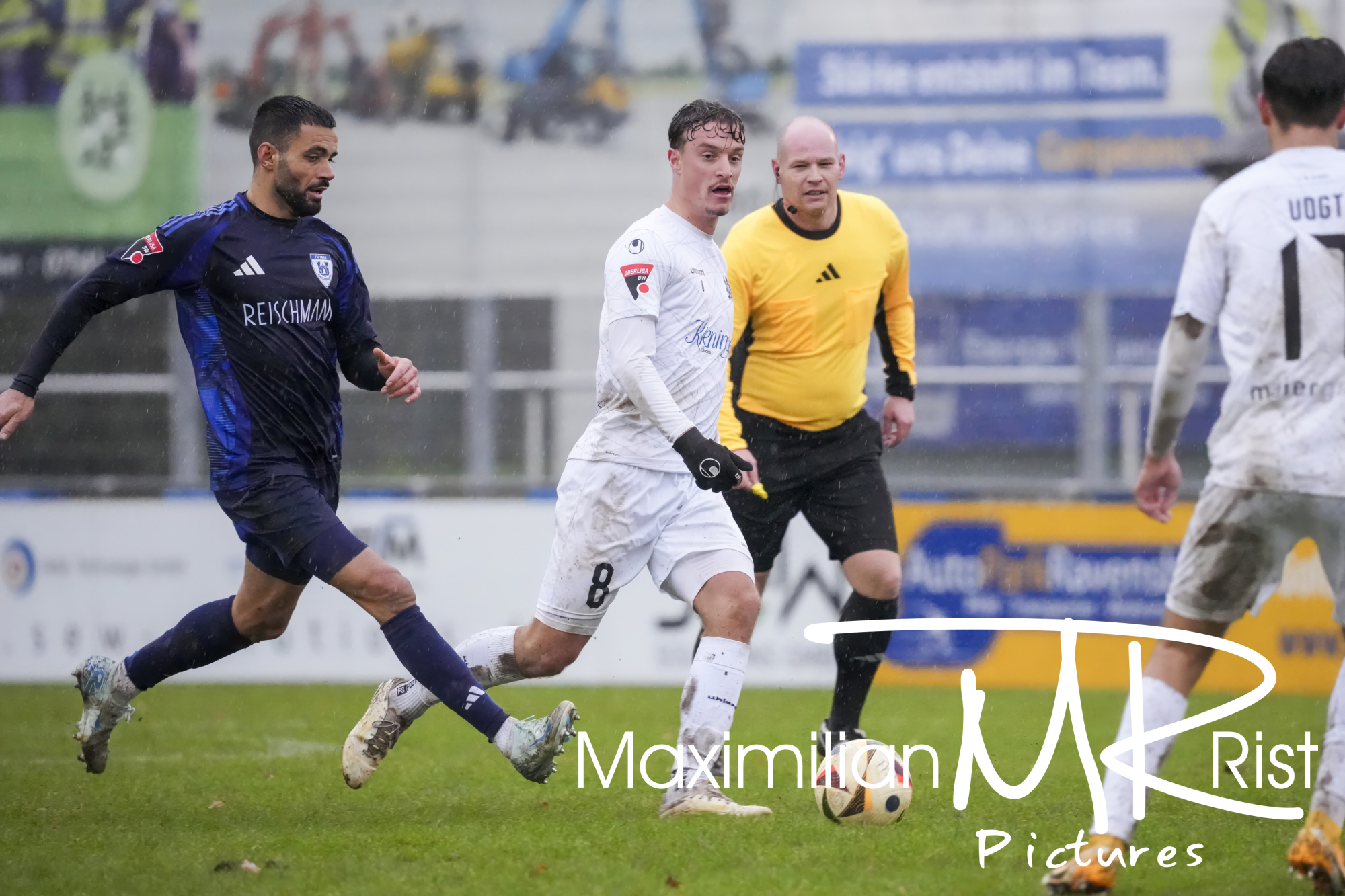 GER, FV Ravensburg vs. FC 08 Villingen II,, Fussball, Oberliga Baden-Wuerttemberg, 20. Spieltag, Spielzeit 2024/2025,   07.12.24