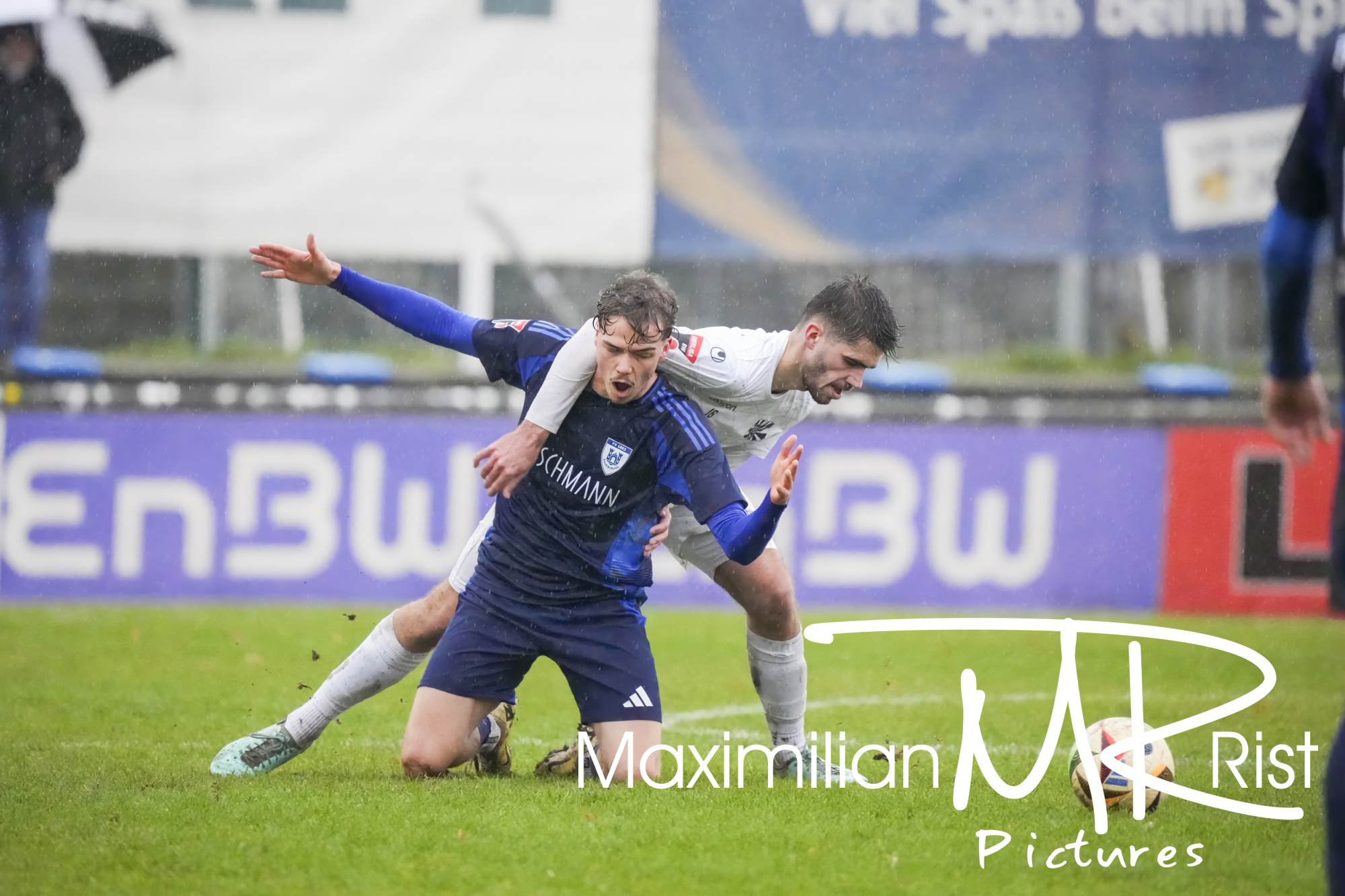 GER, FV Ravensburg vs. FC 08 Villingen II,, Fussball, Oberliga Baden-Wuerttemberg, 20. Spieltag, Spielzeit 2024/2025,   07.12.24