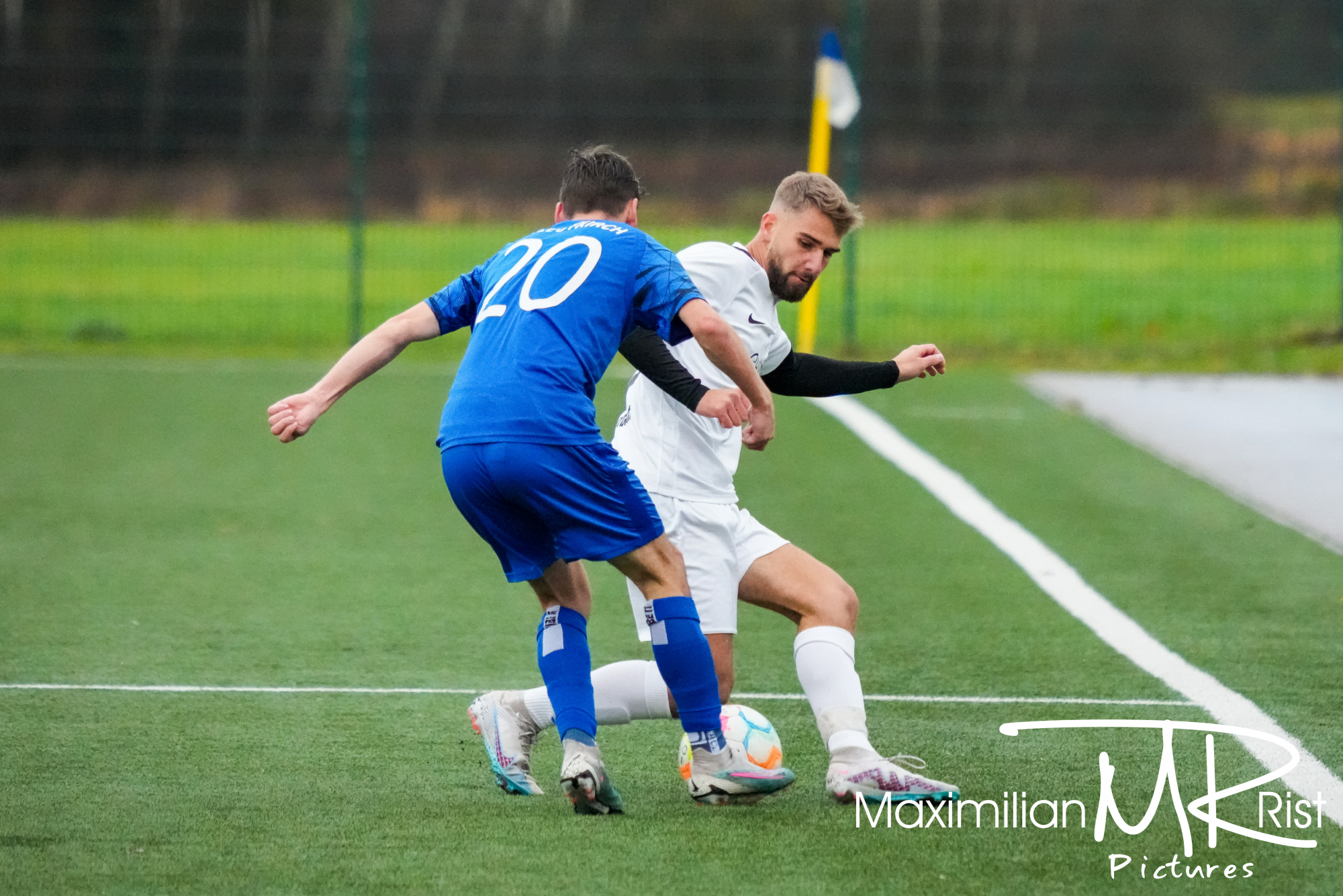 GER, SV Maierhoefen vs. FC Leutkirch, Fussball, Bezirksliga Bodensee, 17. Spieltag, Spielzeit 2023/2024, 19.11.23