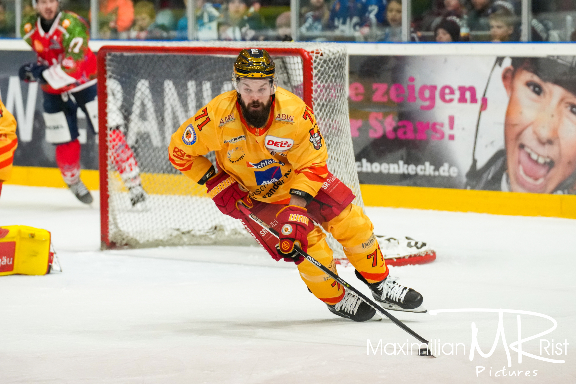 GER, Ravensburg Towerstars vs. ESV Kaufbeuren, Eishockey, DEL2, 32. Spieltag, Spielzeit 2024/2024,  30.12.23