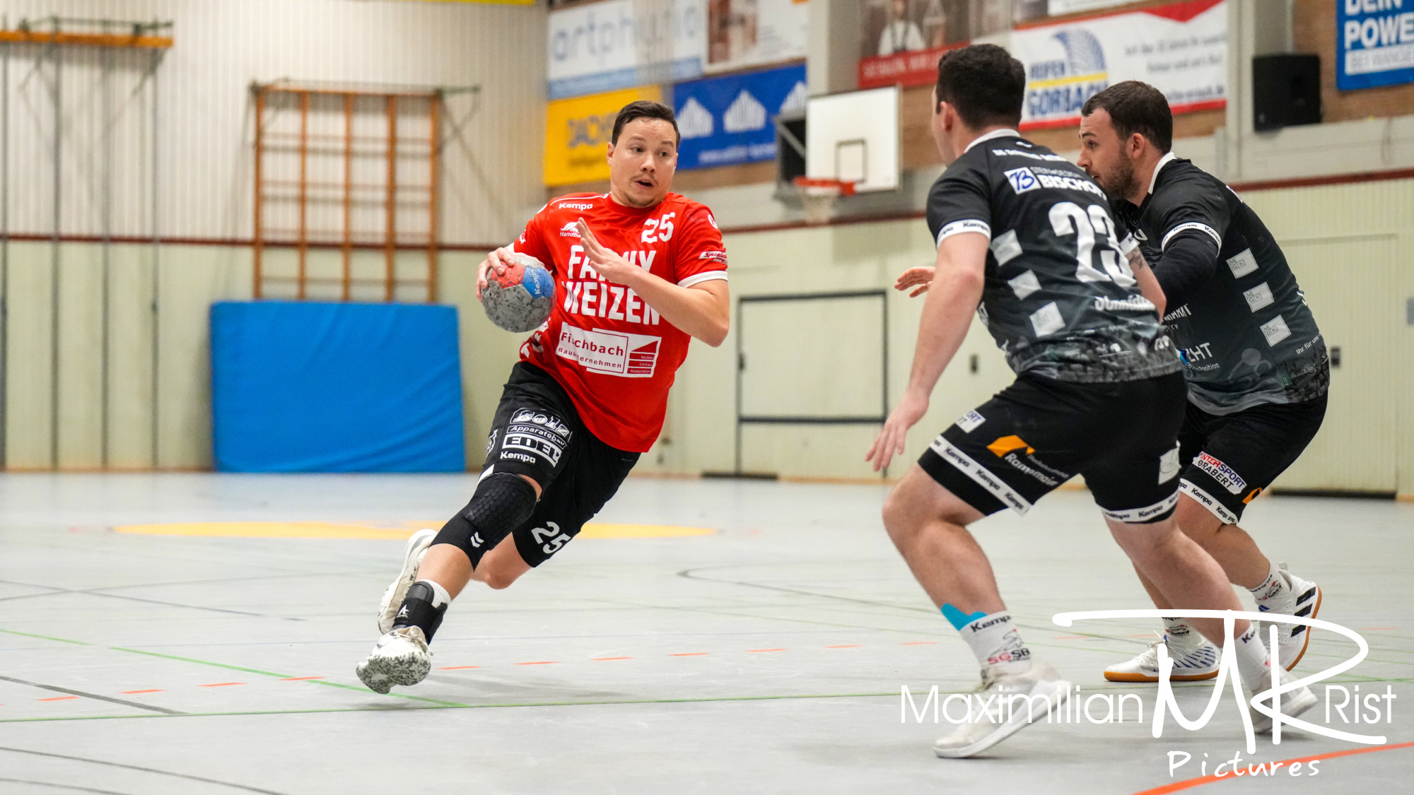 GER, MTG Wangen vs. SG Schozach-Bottwartal, Handball, Wuerttemberg-Liga, Spielzeit 2023/2024,   25.11.23