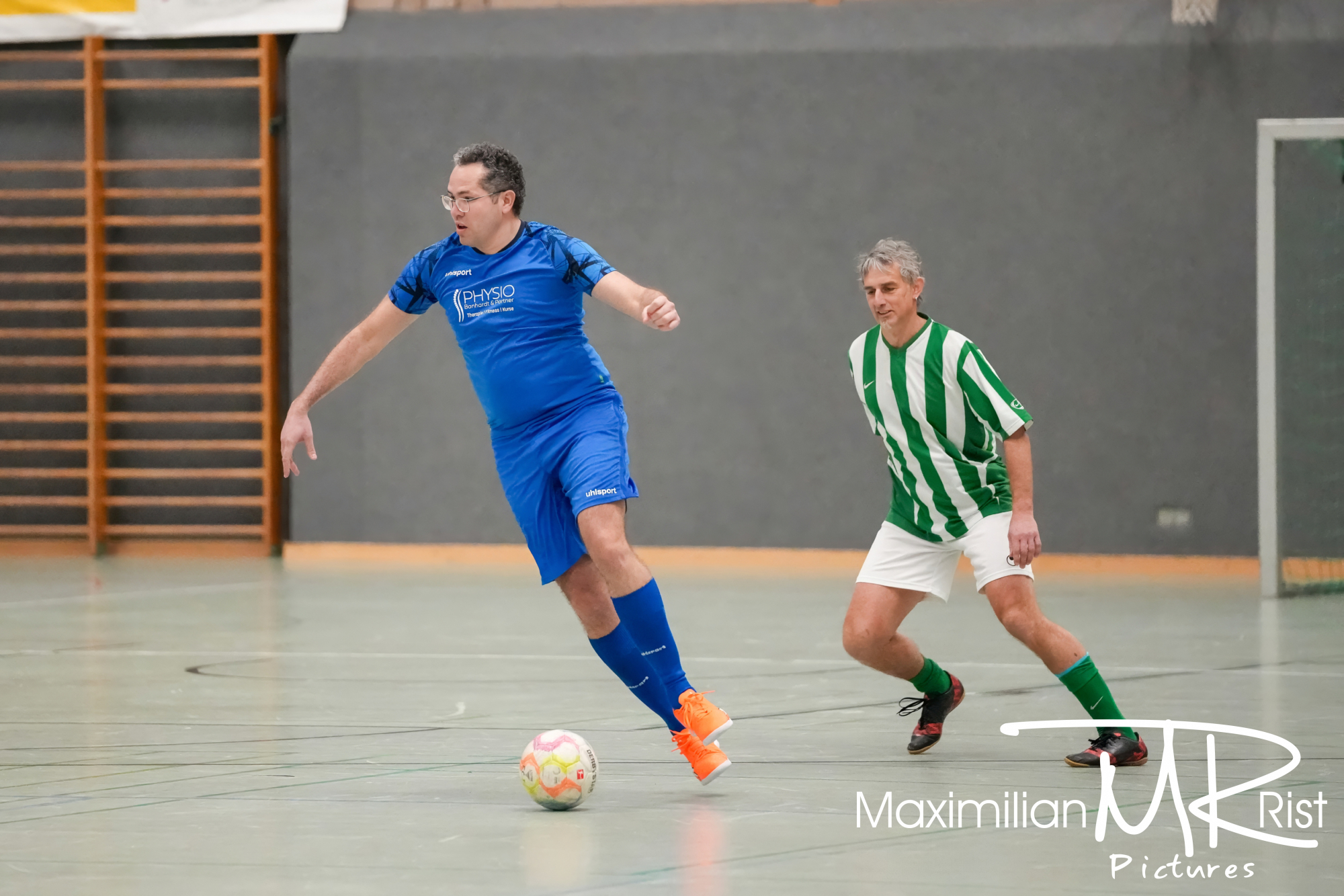 GER, Fussball,Adolf Waelder Pokal 2023, Tag 1, Hallenturnier, Spielzeit 2023/2024, FC Isny, AH Turnier, 12.01.24