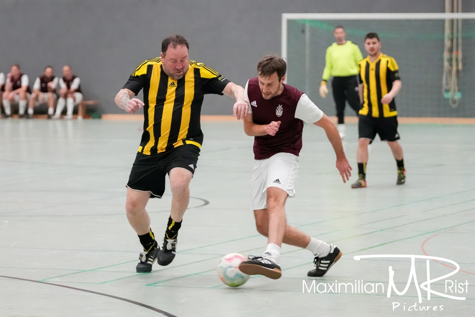 GER, Fussball,Adolf Waelder Pokal 2023, Tag 1, Hallenturnier, Spielzeit 2023/2024, FC Isny, AH Turnier, 12.01.24