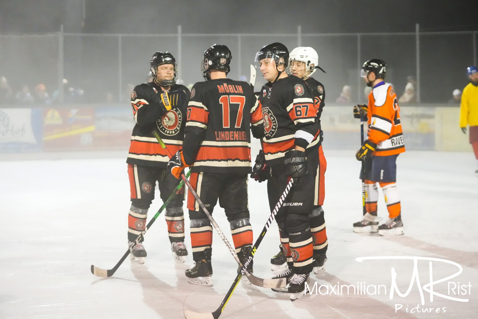 GER, Chiefs Lindenberg vs. Black Flyers Ravensburg, Eishockey, Westallgaeu Eishockey Liga, Finale, Division 1, Spielzeit 2024/2024,  17.02.24