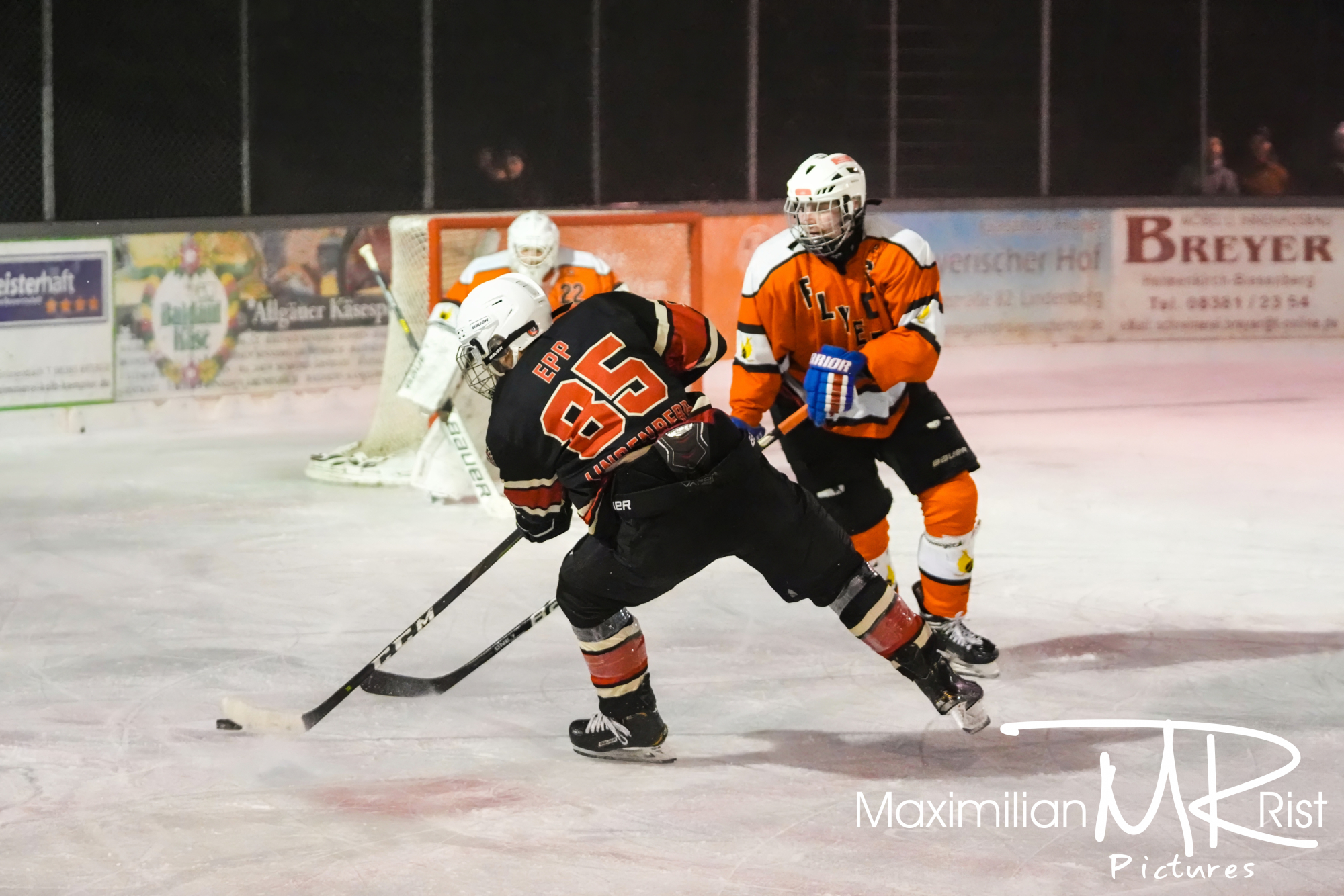 GER, Chiefs Lindenberg vs. Black Flyers Ravensburg, Eishockey, Westallgaeu Eishockey Liga, Finale, Division 1, Spielzeit 2024/2024,  17.02.24