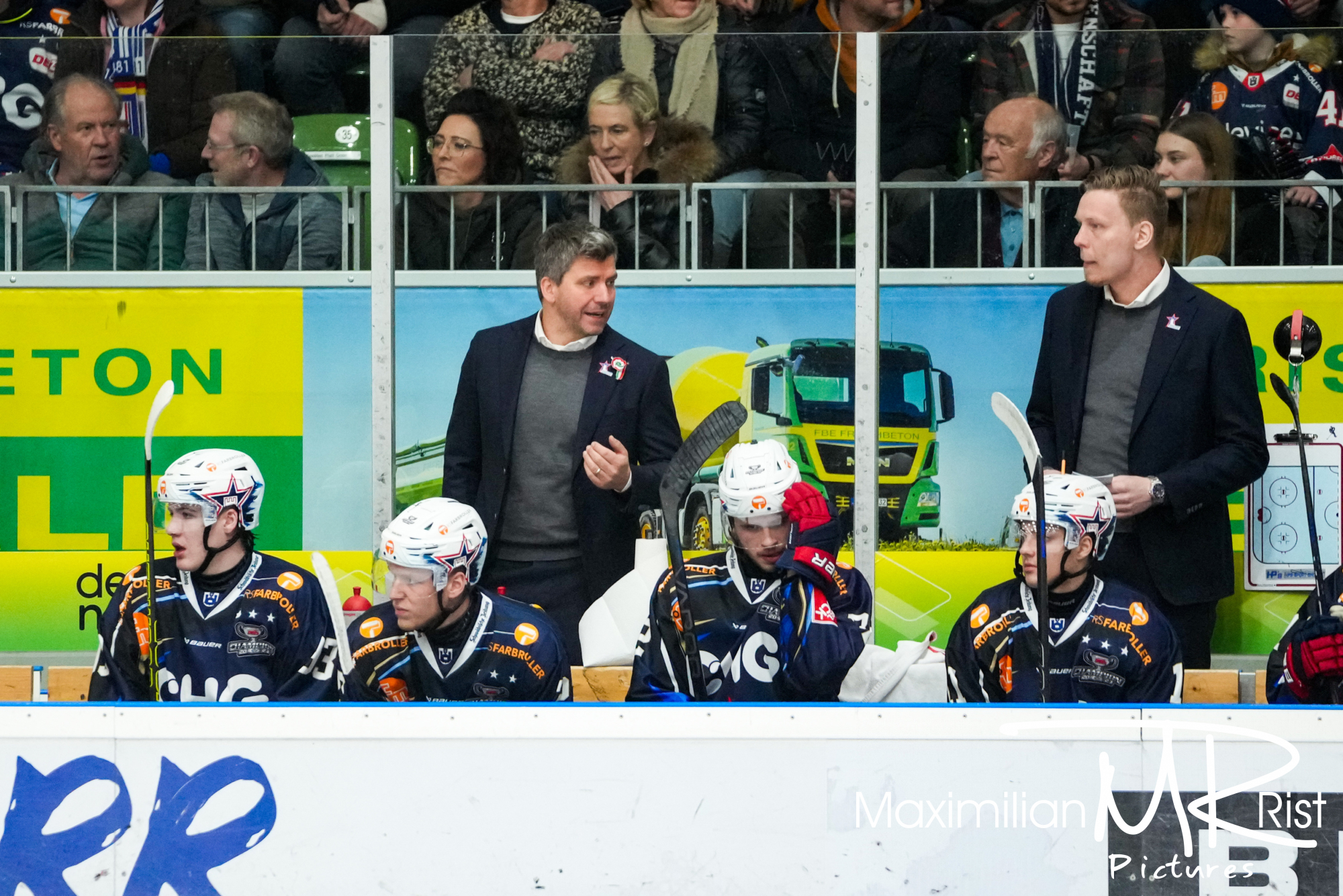 GER, Ravensburg Towerstars vs. Eisbaeren Regensburg, Eishockey, DEL2, Playoff Viertelfinale Spiel 2, Spielzeit 2024/2024,  15.03.24