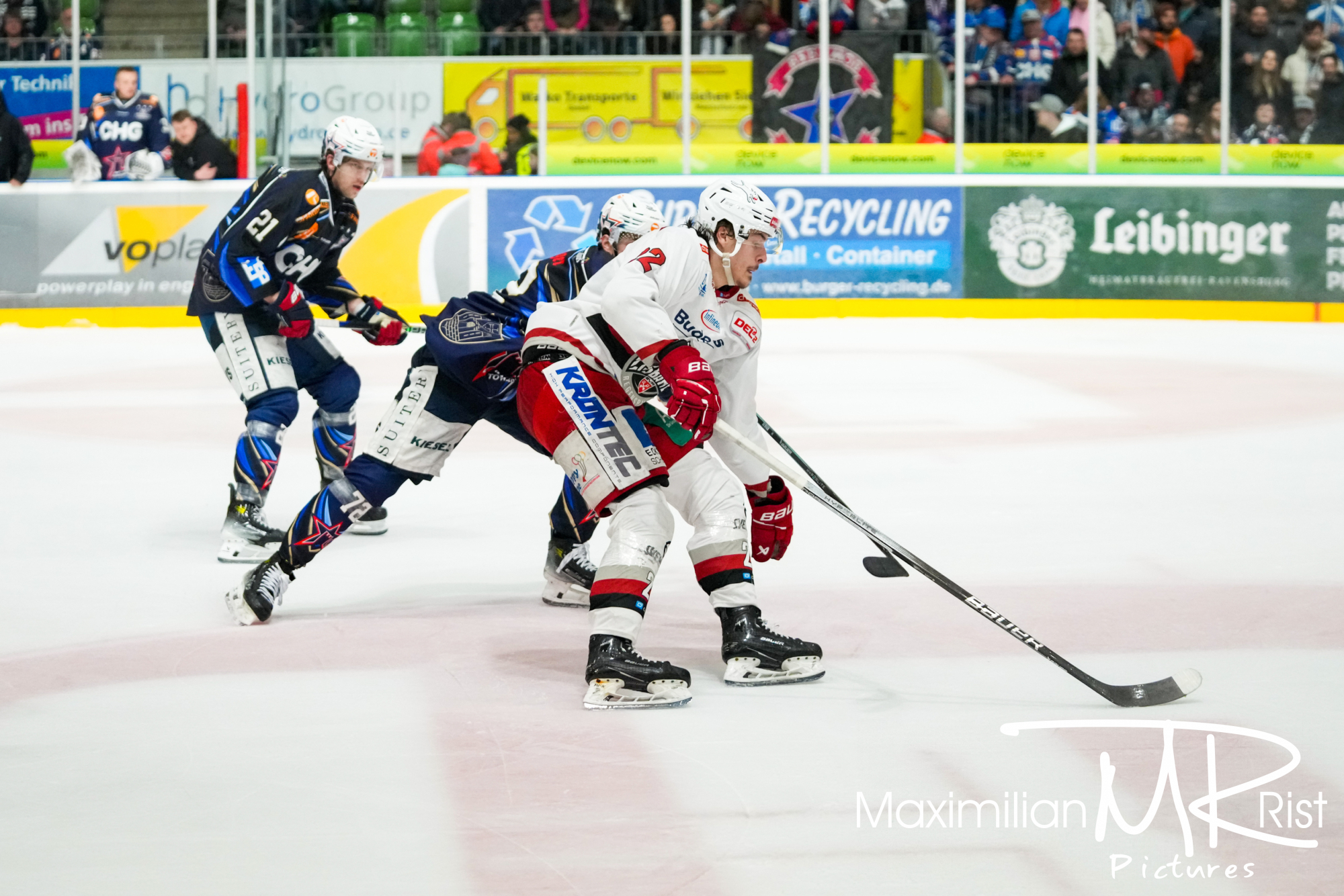 GER, Ravensburg Towerstars vs. Eisbaeren Regensburg, Eishockey, DEL2, Playoff Viertelfinale Spiel 2, Spielzeit 2024/2024,  15.03.24