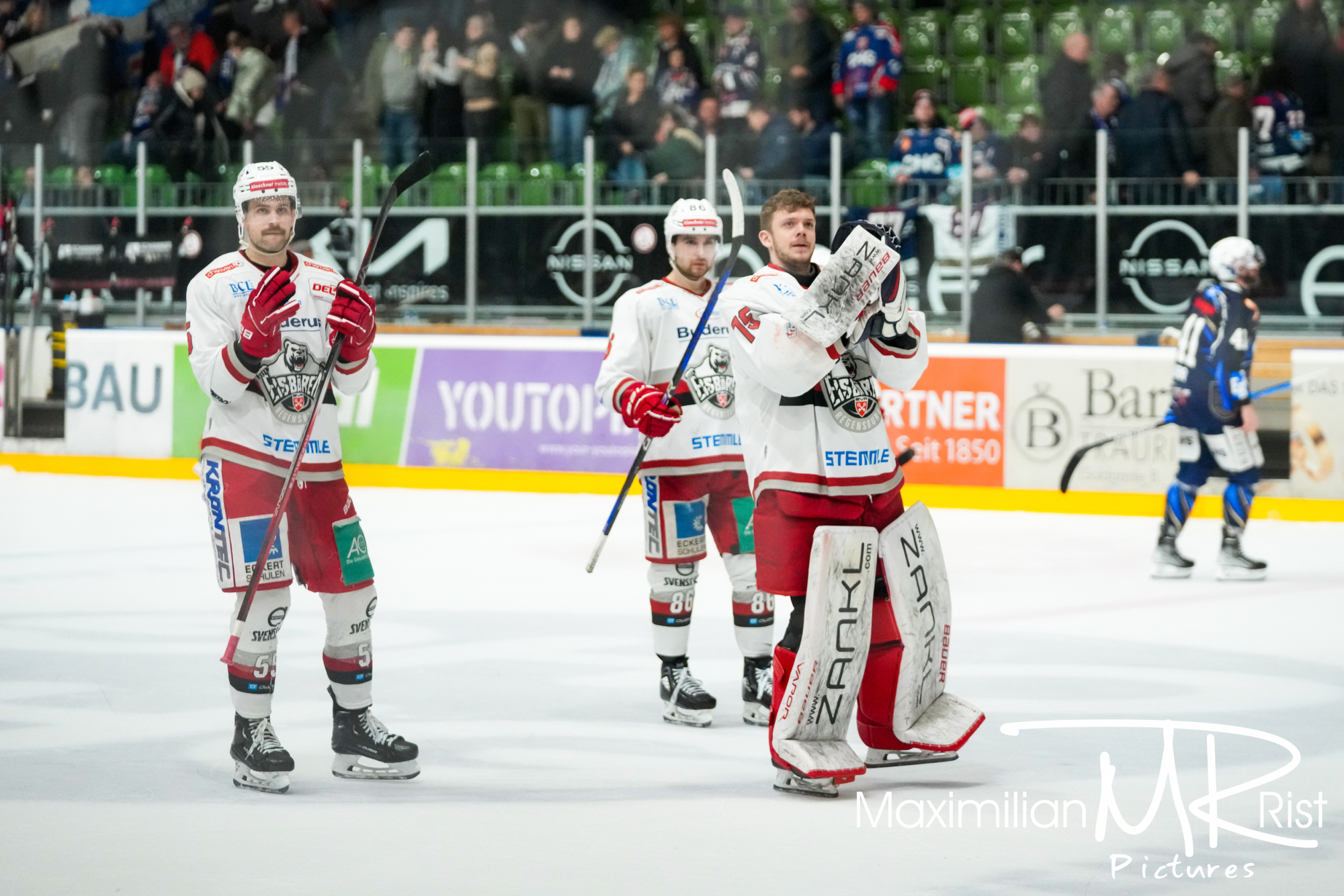GER, Ravensburg Towerstars vs. Eisbaeren Regensburg, Eishockey, DEL2, Playoff Viertelfinale Spiel 2, Spielzeit 2024/2024,  15.03.24
