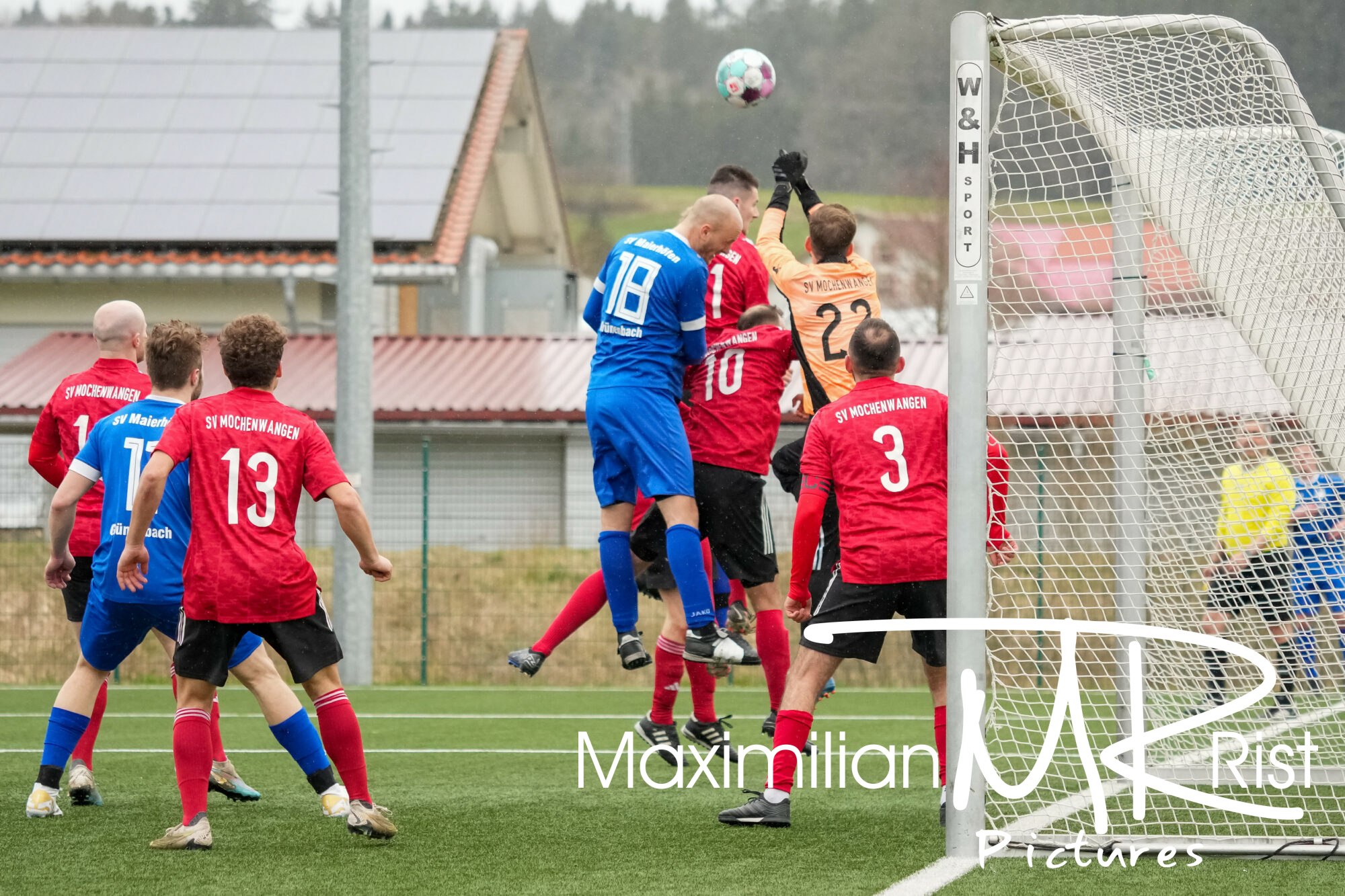GER, SV Maierhoefen vs. SV Mochenwangen, Fussball, Bezirksliga Bodensee, 21. Spieltag, Spielzeit 2023/2024, 17.03.24