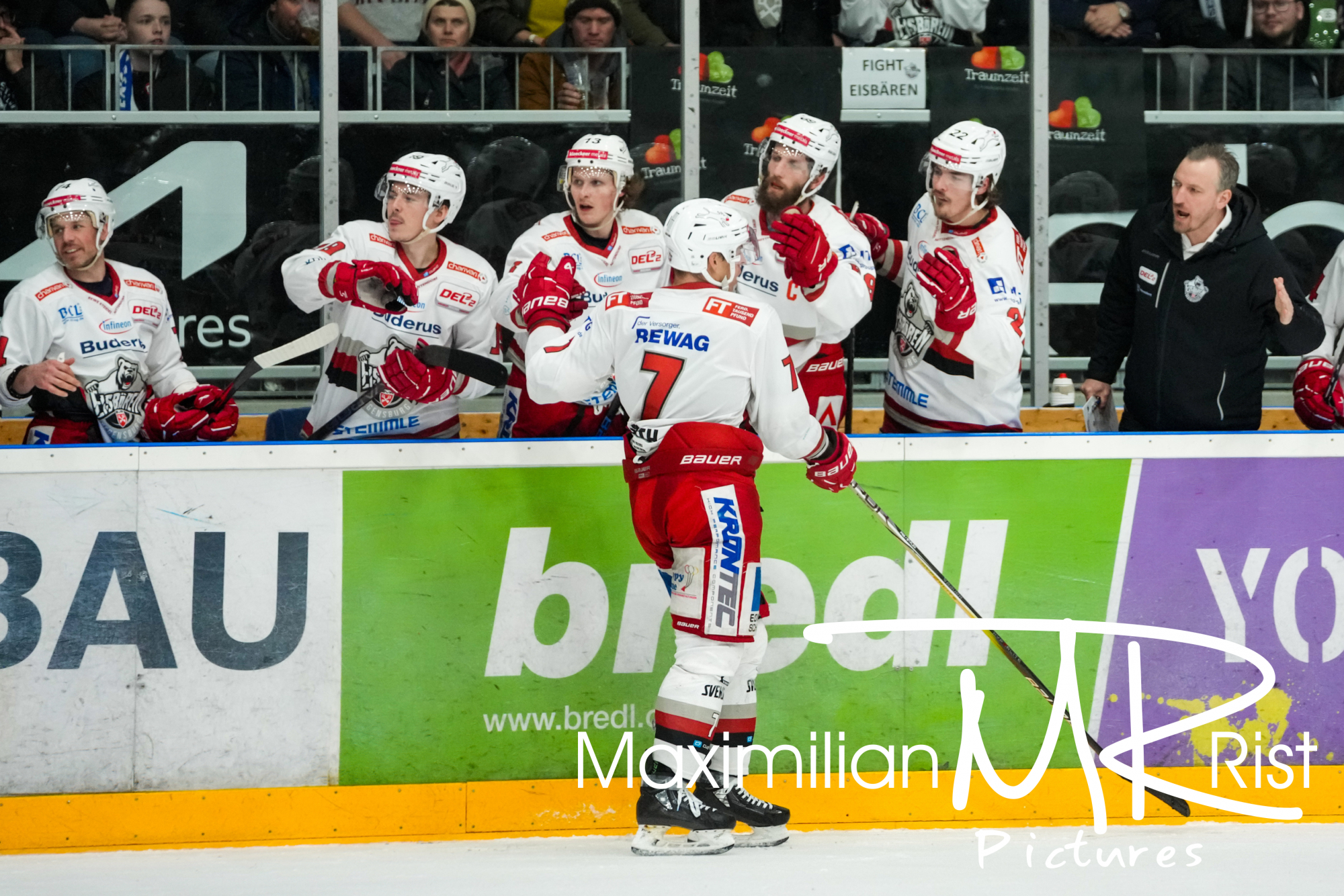 GER, Ravensburg Towerstars vs. Eisbaeren Regensburg, Eishockey, DEL2, Playoff Viertelfinale Spiel 6, Spielzeit 2024/2024,  24.03.24