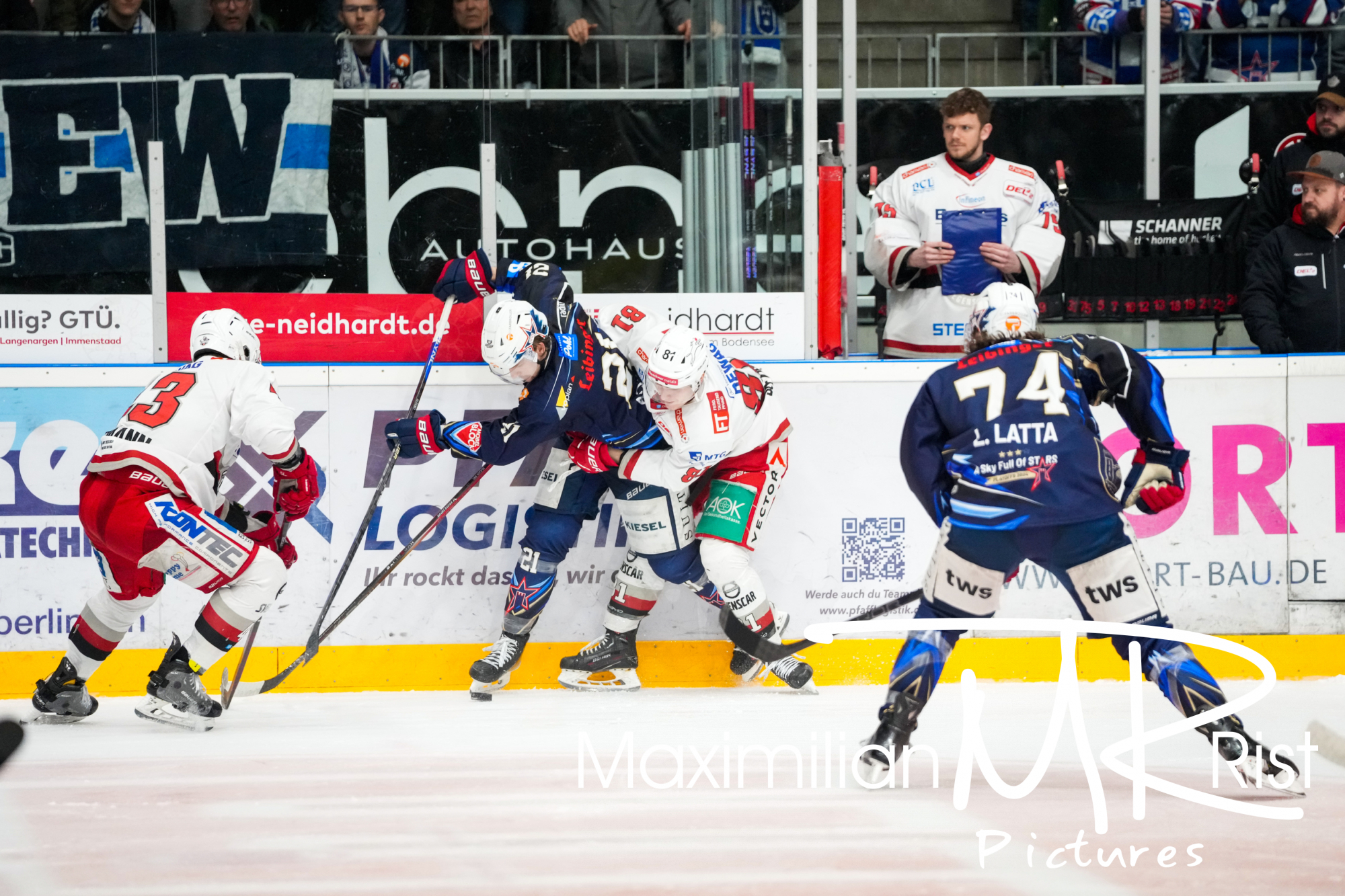 GER, Ravensburg Towerstars vs. Eisbaeren Regensburg, Eishockey, DEL2, Playoff Viertelfinale Spiel 6, Spielzeit 2024/2024,  24.03.24