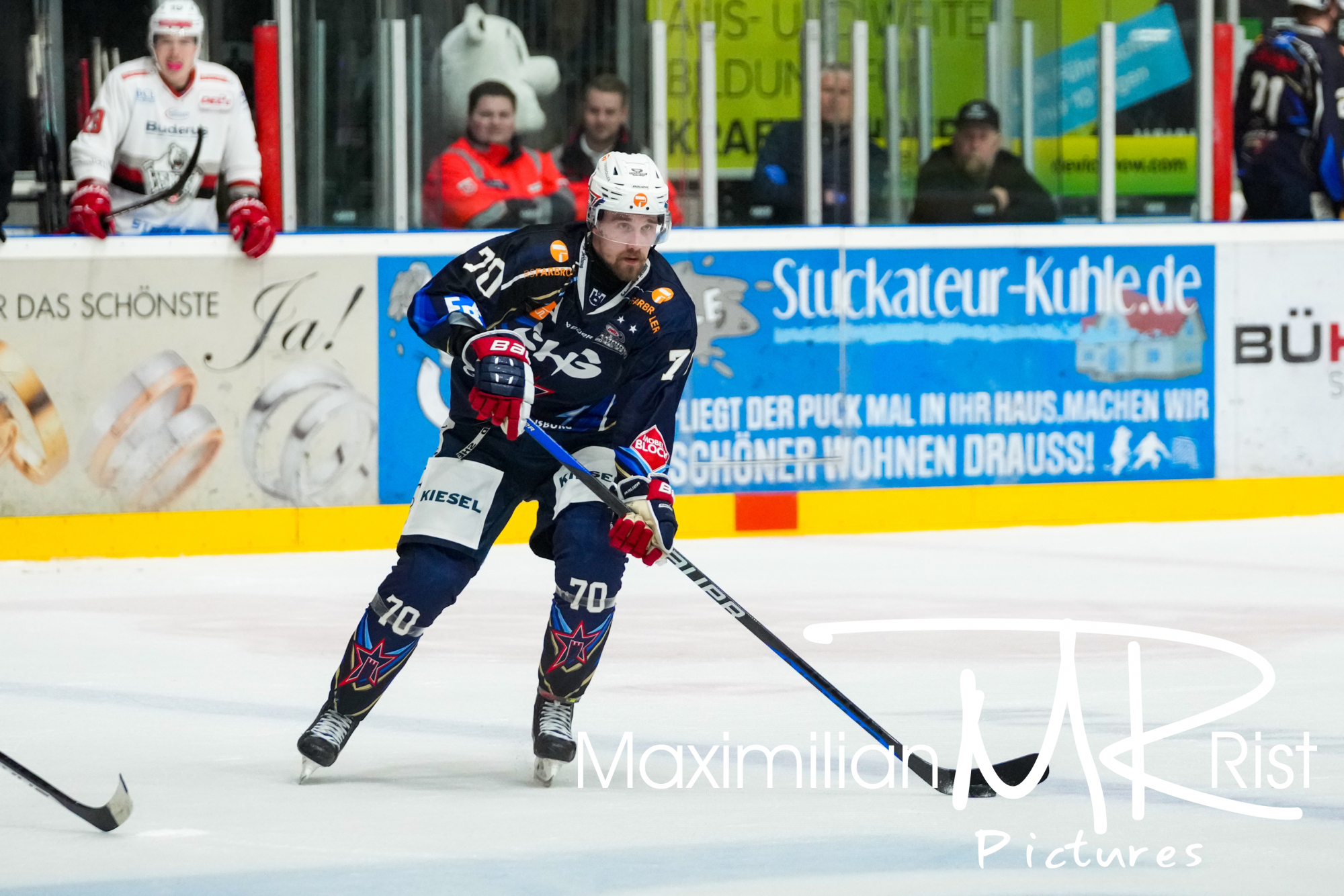 GER, Ravensburg Towerstars vs. Eisbaeren Regensburg, Eishockey, DEL2, Playoff Viertelfinale Spiel 6, Spielzeit 2024/2024,  24.03.24