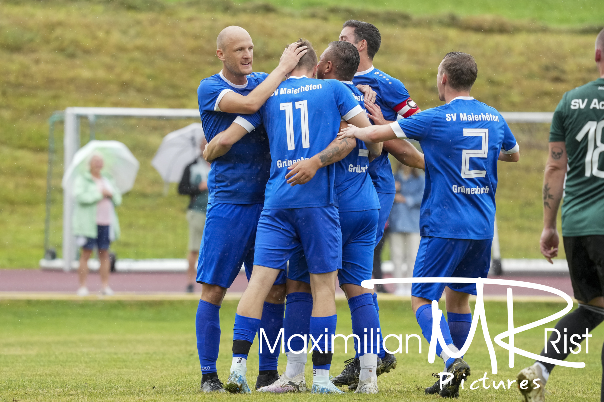 GER, SV Achberg vs. SV Maierhoefen, Fussball, Bezirksliga Bodensee, 1. Spieltag, Spielzeit 2024/2025, 18.08.24