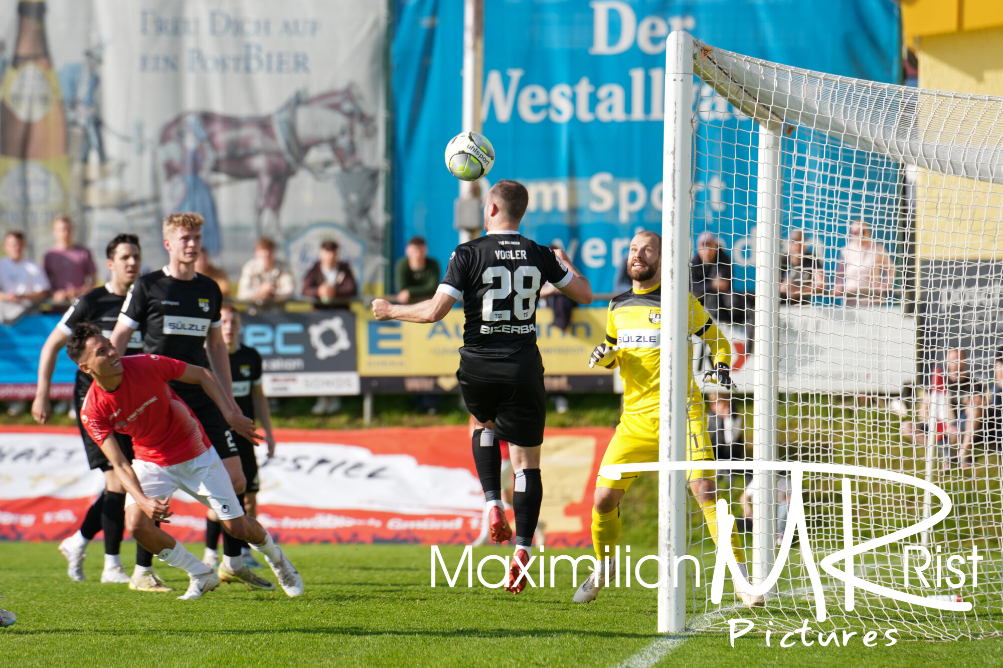 GER, FV Rot-Weiss Weiler gegen TSG Balingen Fußball, WFV Pokal, Halbfinale,  Spielzeit 2022/2023, 02.05.23